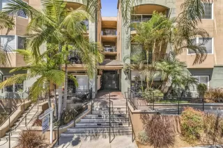 Photo #1: 240019819 Listing