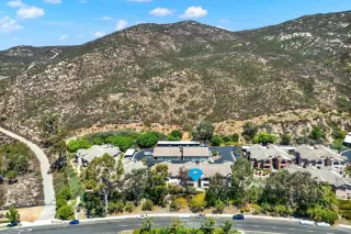 Photo #1: 240019831 Listing