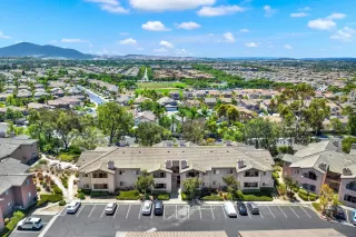 Photo #4: 240019831 Listing