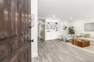 Photo #2: 240019863 Listing 