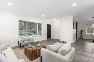 Photo #5: 240019863 Listing 