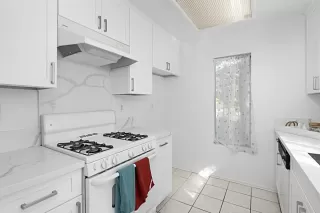 Photo #3: 240019866 Listing