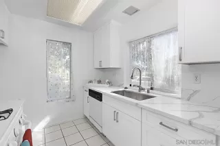 Photo #4: 240019866 Listing