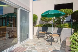 Photo #6: 240019923 Listing