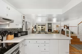 Photo #4: 240019997 Listing