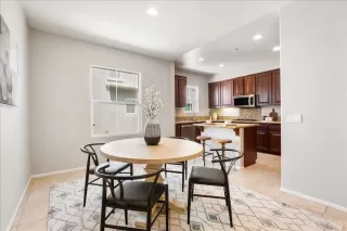 Photo #1: 240020034 Listing 