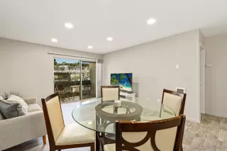 Photo #4: 240020068 Listing