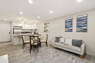 Photo #6: 240020068 Listing