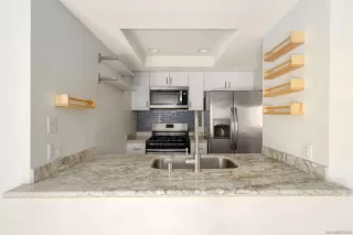 Photo #4: 240020079 Listing