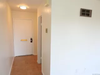 Photo #4: 240020140 Listing