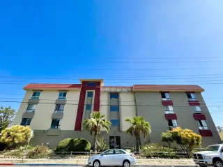 Photo #3: 240020142 Listing 