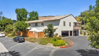 Photo #1: 240020192 Listing 