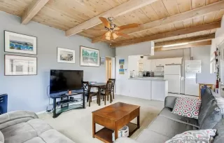 Photo #5: 240020230 Listing