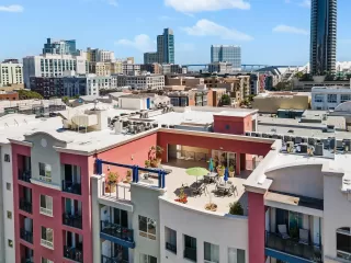 Photo #3: 240020254 Listing