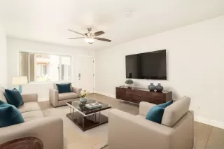 Photo #4: 240020256 Listing