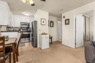 Photo #5: 240020299 Listing 