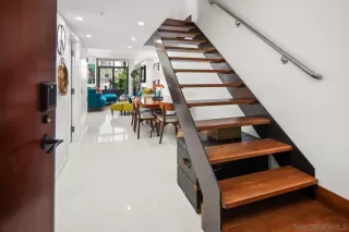 Photo #1: 240020349 Listing 