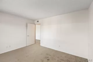 Photo #6: 240020382 Listing