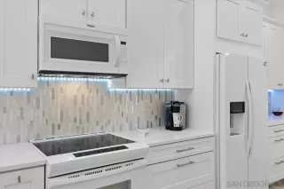 Photo #5: 240020424 Listing 