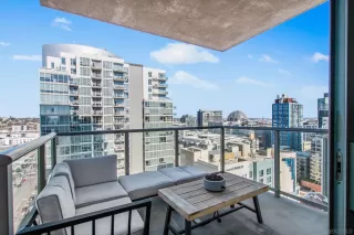 Photo #1: 240020524 Listing