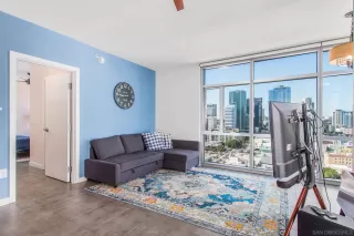 Photo #2: 240020524 Listing