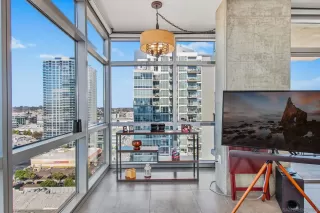 Photo #3: 240020524 Listing