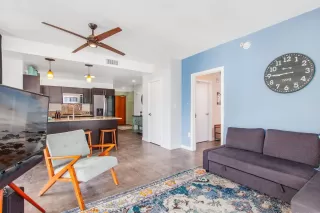 Photo #4: 240020524 Listing