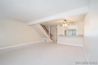 Photo #6: 240020558 Listing