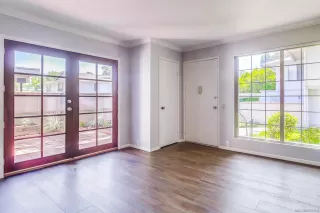 Photo #1: 240020564 Listing