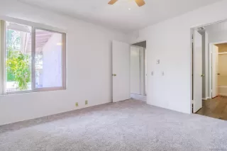 Photo #4: 240020564 Listing