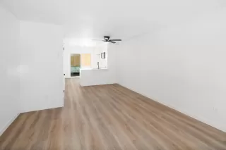 Photo #1: 240020569 Listing 