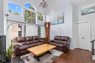 Photo #2: 240020599 Listing