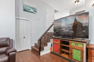 Photo #4: 240020599 Listing