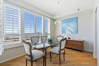 Photo #4: 240020605 Listing