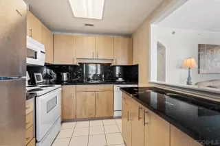 Photo #5: 240020605 Listing