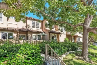 Photo #1: 240020642 Listing