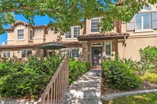 Photo #2: 240020642 Listing