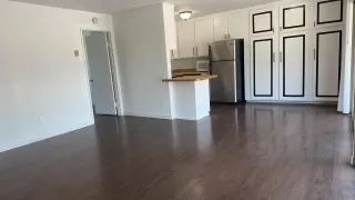 Photo #1: 240020675 Listing