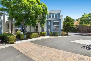 Photo #2: 240020677 Listing