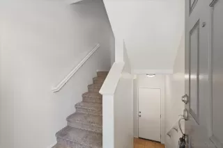 Photo #5: 240020677 Listing