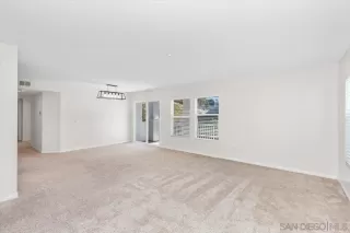 Photo #6: 240020677 Listing