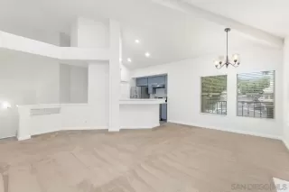 Photo #6: 240020729 Listing