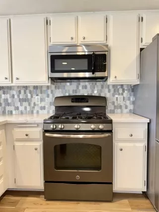 Photo #3: 240020748 Listing 