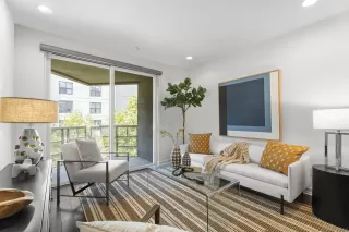 Photo #2: 240020778 Listing 