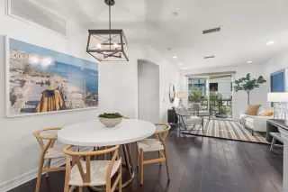 Photo #4: 240020778 Listing 