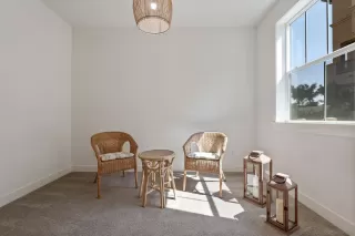 Photo #5: 240020903 Listing 