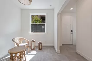 Photo #6: 240020903 Listing 