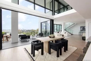 Photo #1: 240020910 Listing