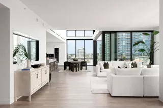 Photo #3: 240020910 Listing