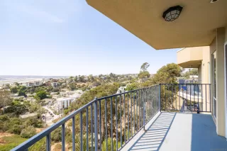 Photo #6: 240021013 Listing